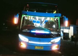 Sewa Bus Pariwisata Per hari