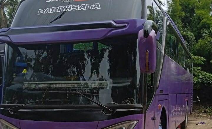 sewa bus jakarta
