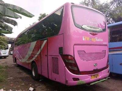 Sewa Bis Jakarta Pusat